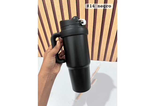 VASO TÉRMICO DE 900ML CON AGARRADERA COLORES MATE MOD# KTA-62