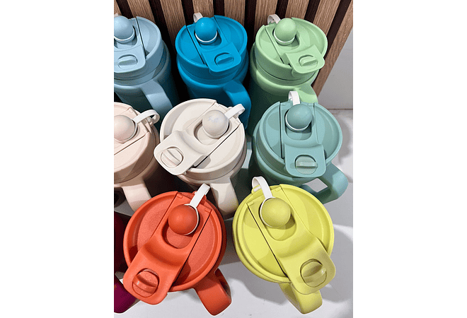 VASO TÉRMICO DE 900ML CON AGARRADERA COLORES MATE MOD# KTA-62