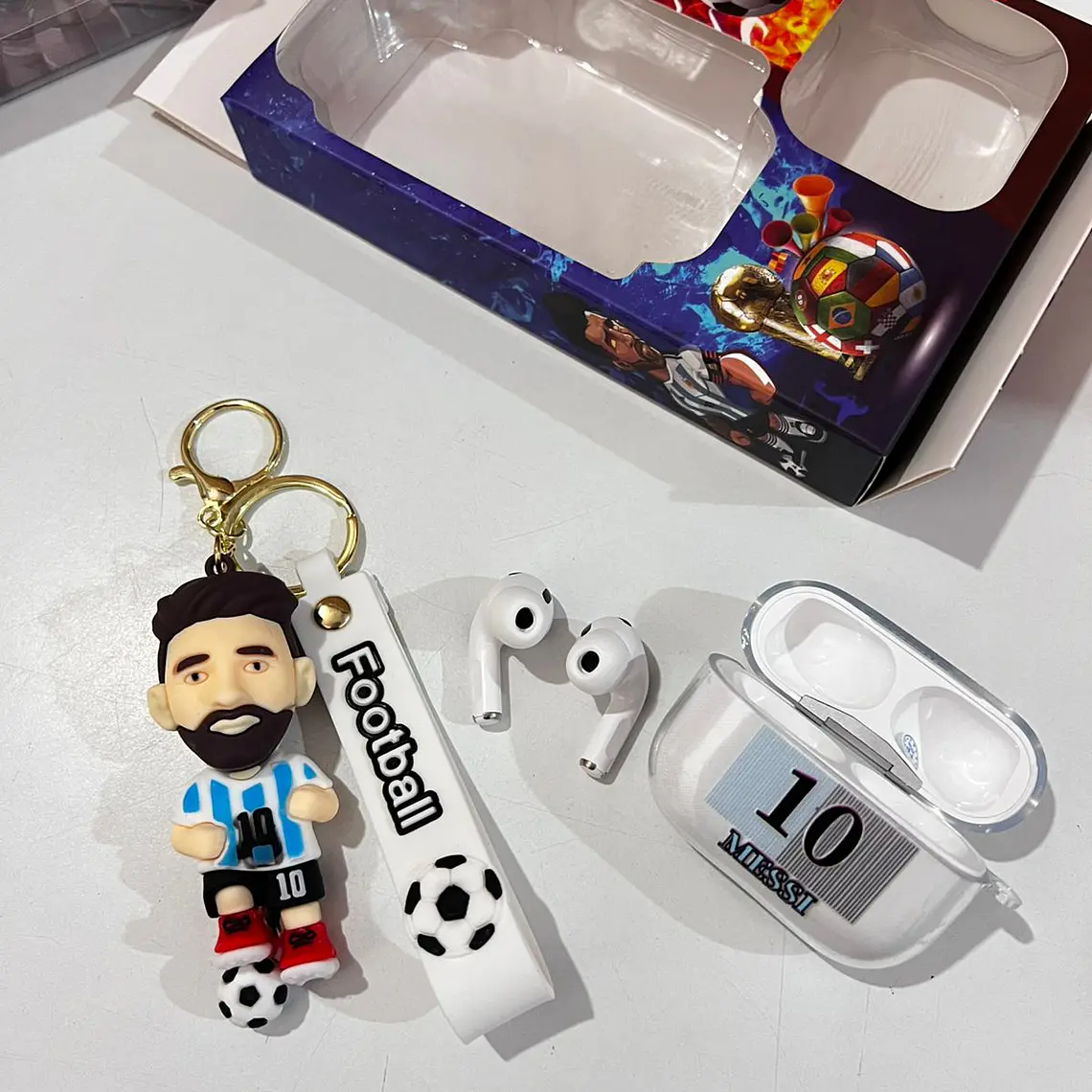 ESTUCHE CON AUDÍFONOS Y LLAVERO JUGADOR DE FUTBOL MUNDIAL MOD# FR-9514🎧🎶 7
