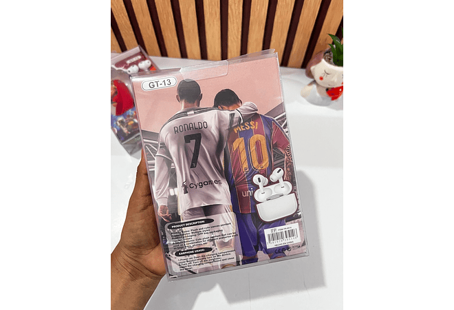 ESTUCHE CON AUDÍFONOS Y LLAVERO JUGADOR DE FUTBOL MOD# FR-9514🎧🎶