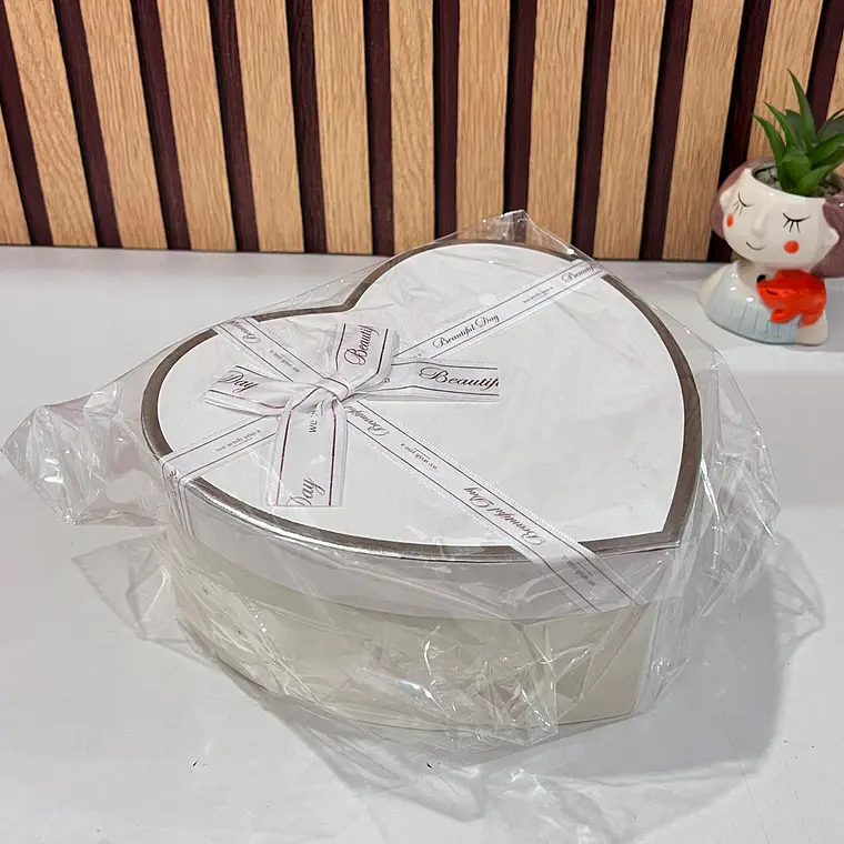 JUEGO DE CAJAS TRÍO DISELO CORAZÓN CON MOÑO MOD #MYLH-16149 8