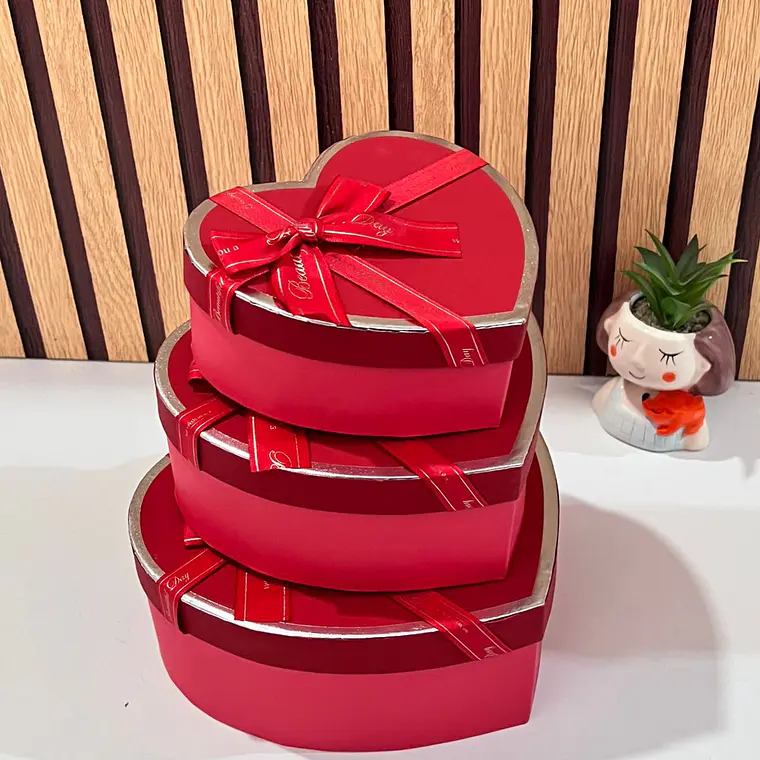 JUEGO DE CAJAS TRÍO DISELO CORAZÓN CON MOÑO MOD #MYLH-16149 11