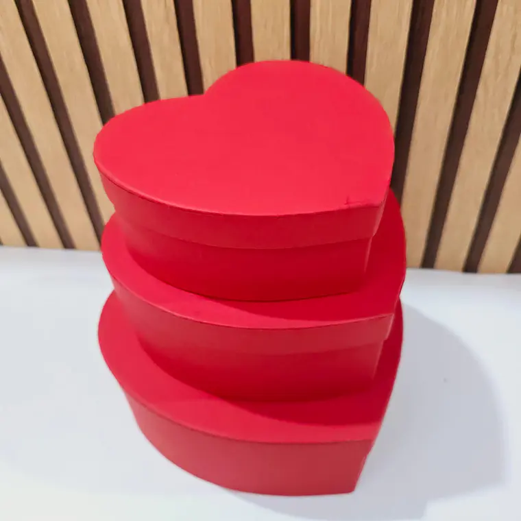 SET DE 3 CAJAS EN FORMA DE CORAZÓN PARA REGALO COLORES LISOS MOD# MYLH-16143🎁🎉 2
