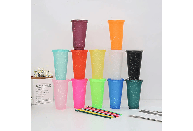 PAQ DE 12 VASOS GLITTER CON TAPA Y POPOTE 700ML.