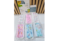 CAJITA CON 50 CUBREBOCAS INFANTIL ESTAMPADO AL AZAR (CAJITA AMARILLA) MOD# LML