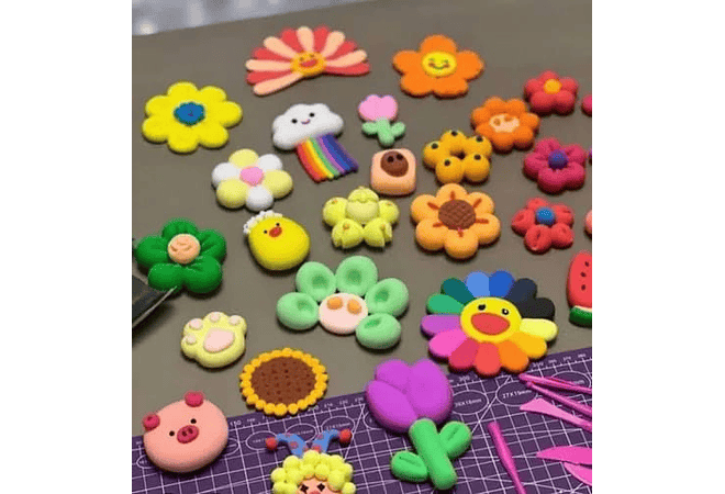 BOLSITA COM 12 FOAMI MOLDEABLES MOD# HX522