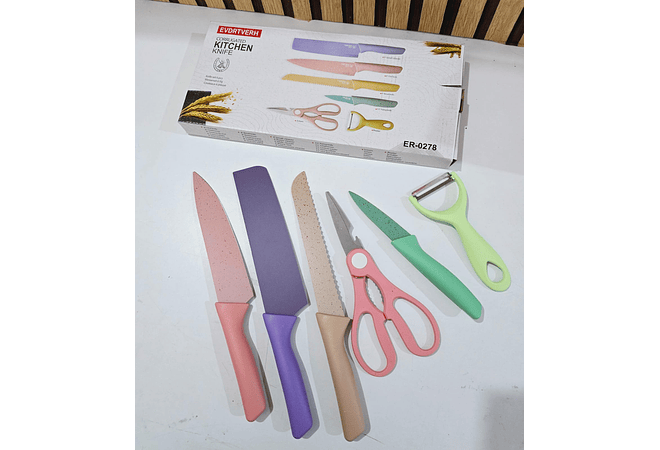 SET DE CUCHILLOS + TIJERAS + PELADOR MULTICOLOR (cajita mediana) MOD# ER-0278 ✂️ 🍴