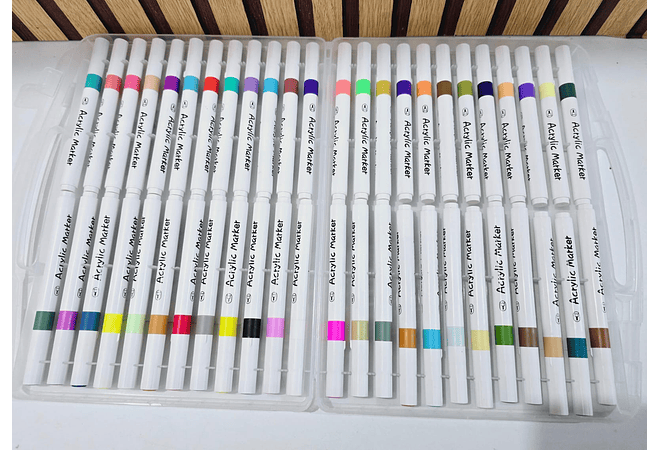 ESTUCHE CON PLUMONES ACRÍLICOS VARIOS MODELOS Y PIEZAS #MKB-07, 09, 08, 10🍄