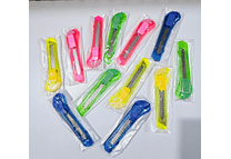 PAQ DE 6 CÚTER VARIOS COLORES AL AZAR MOD# MG-18