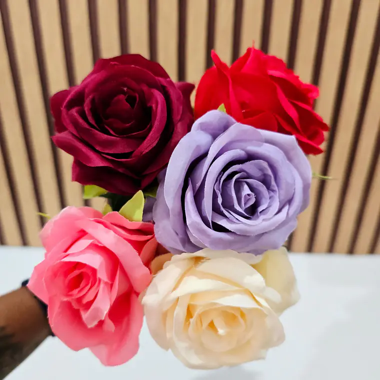 UNA ROSA ARTIFICIAL VARIOS COLORES 🌹💐 9