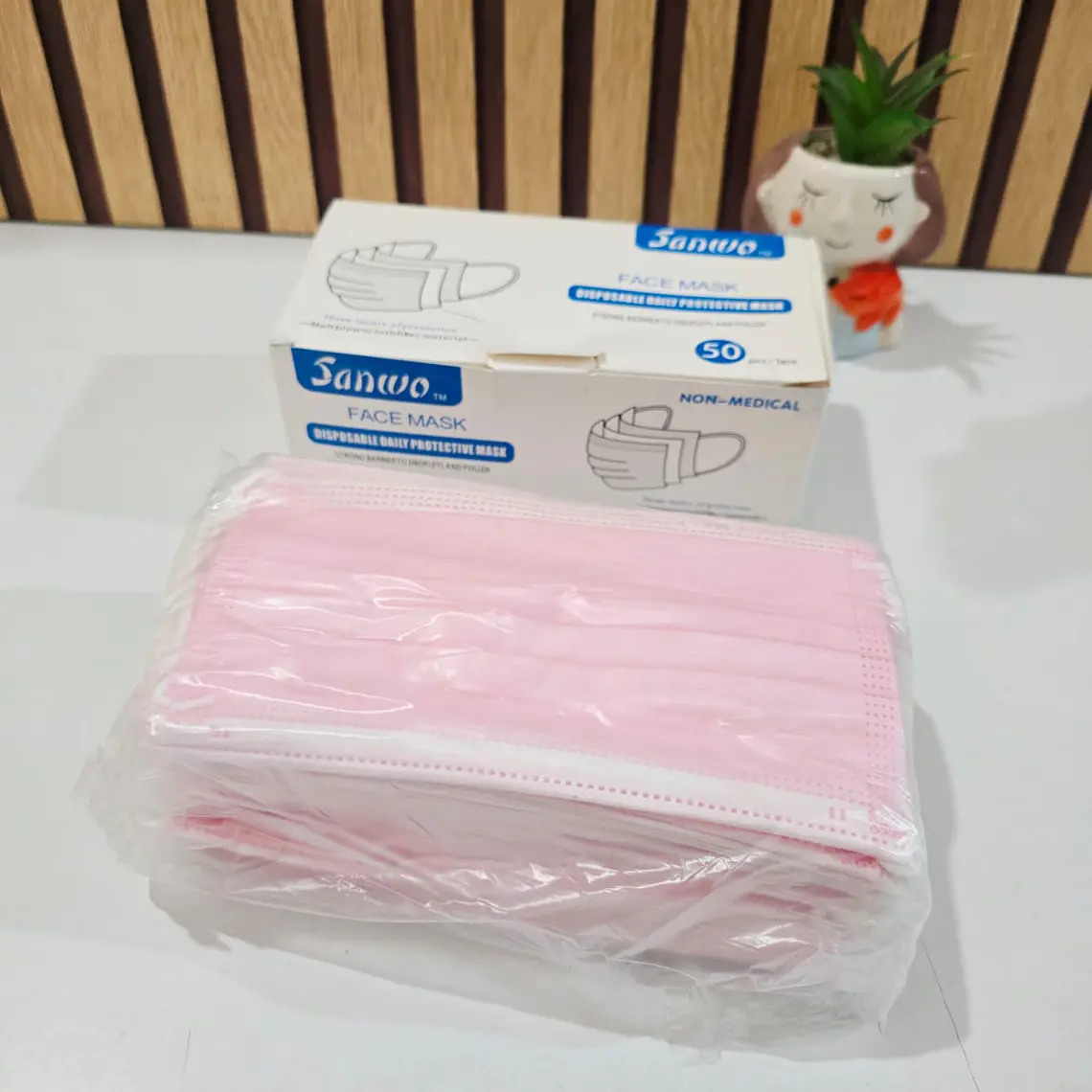 CAJITA CON 50 CUBREBOCAS TTP ROSA  SANWO ADULTO 3