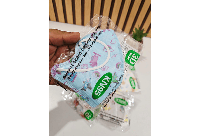 PAQ DE 2 CAJITAS CON 10 CUBREBOCAS INFANTIL ESTAMPADOS  KN95