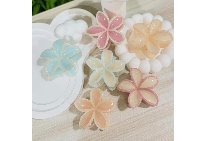 DOCENA PINZA GRANDE DISEÑO FLOR COLORES PASTEL SEMITRANSPARENTE MOD #ONE657C