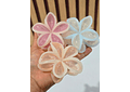 DOCENA PINZA GRANDE DISEÑO FLOR COLORES PASTEL SEMITRANSPARENTE MOD #ONE657C