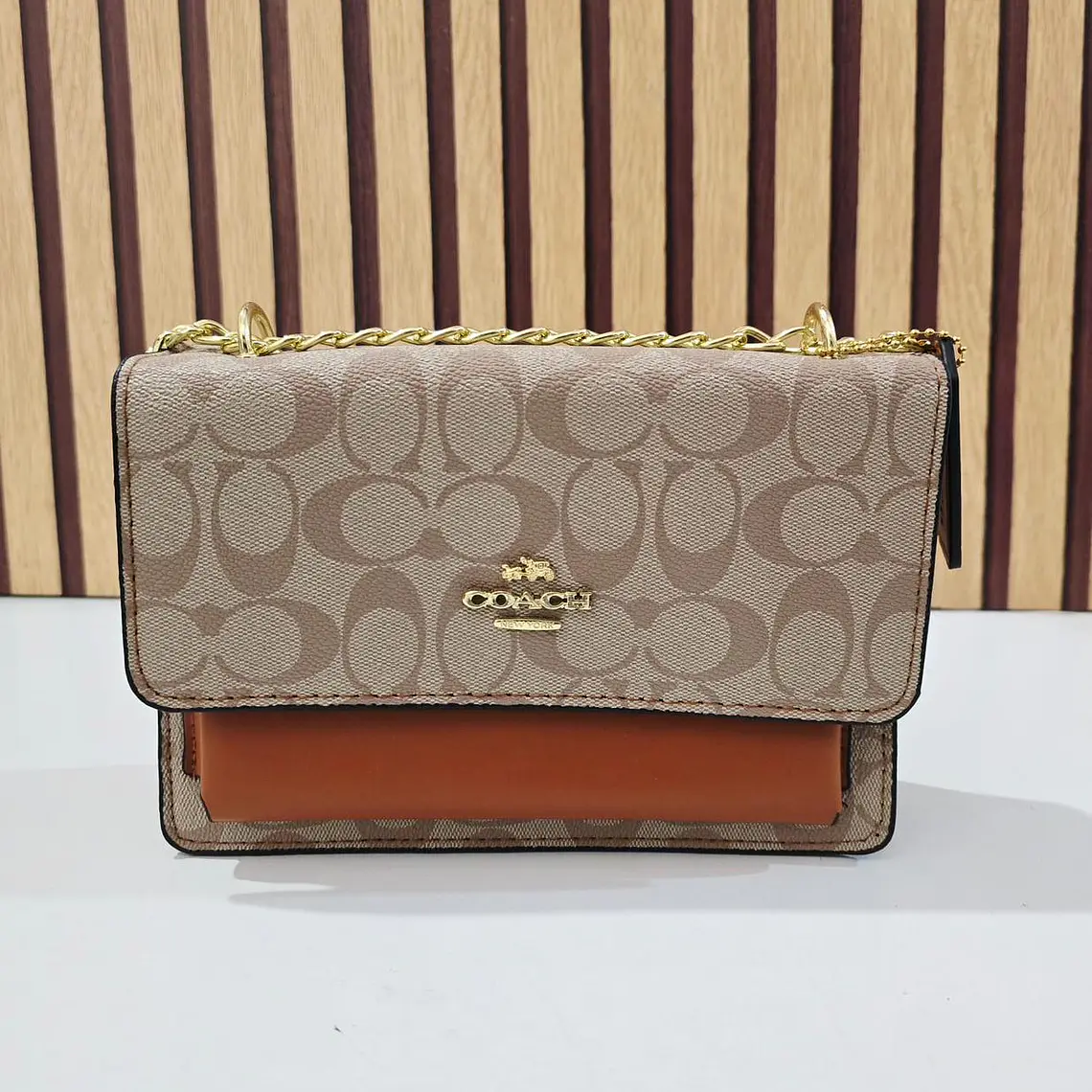 CROSSBODY BAG COACH CON COLGANTE Y CADENA MOD #114  3