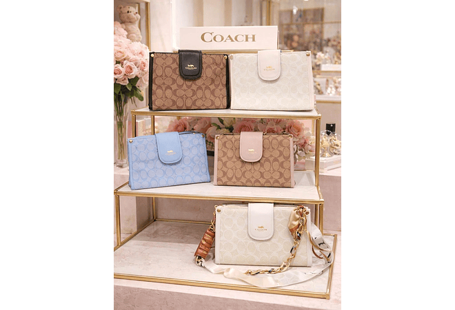 BOLSA COACH CON COLGANTE, CORREA Y CADENA MOD #115