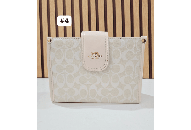 BOLSA COACH CON COLGANTE, CORREA Y CADENA MOD #115