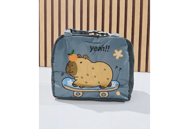 LONCHERITA TERMICA DISEÑO CAPIBARA AL AZAR MOD# TV79