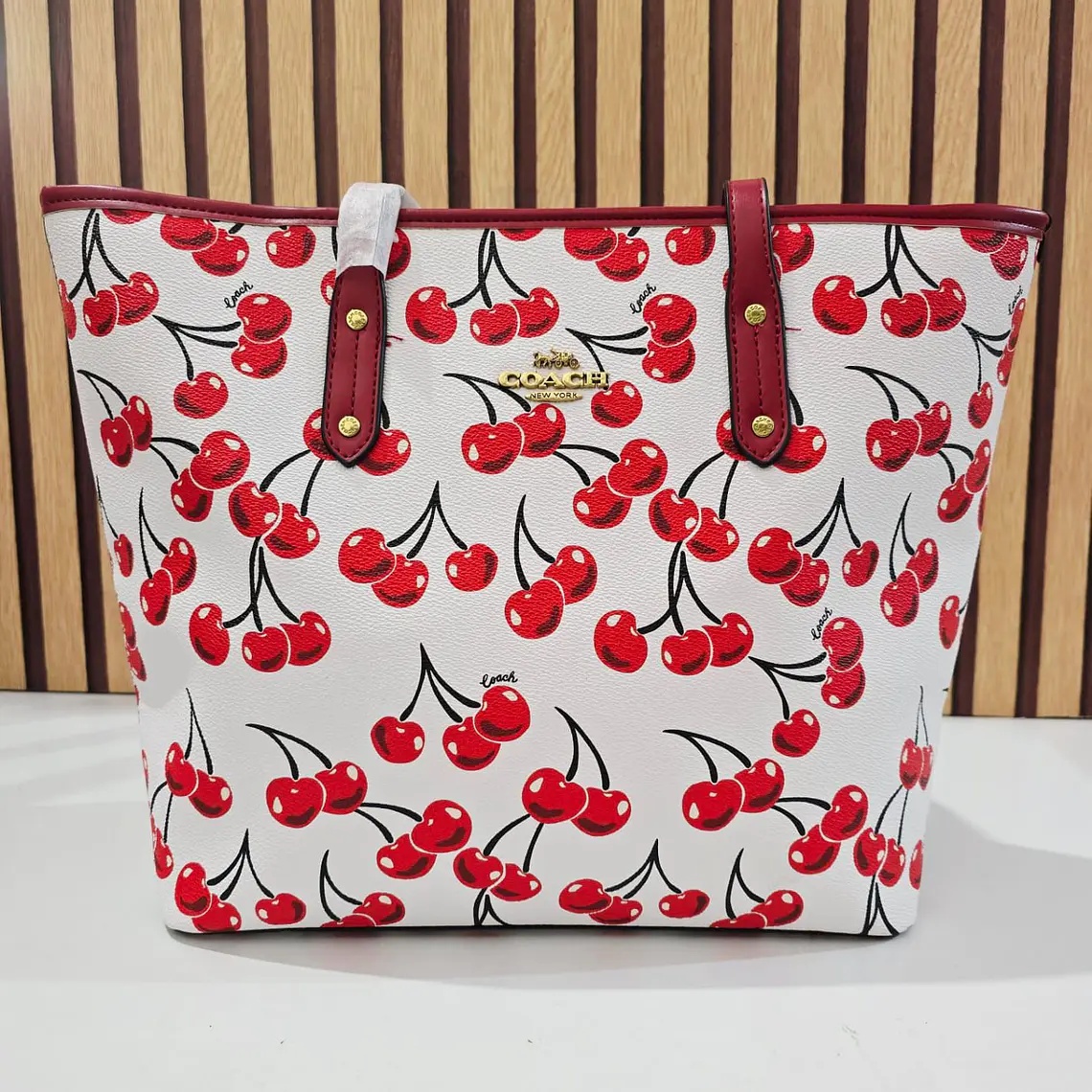 👜🍒BOLSO GRANDE DE MANO IMITACIÓN COACH MOD# LCC-241   👜🍒 1