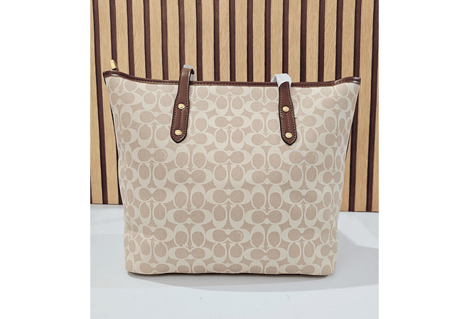 👜🍒BOLSO GRANDE DE MANO IMITACIÓN COACH MOD# LCC-241   👜🍒