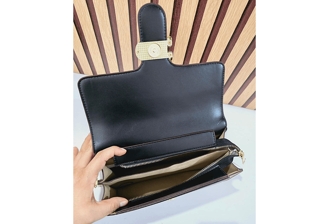 CROSS BODY COACH (BROCHE C) MOD# YDBL089