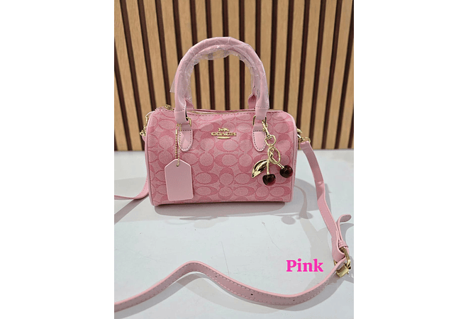 BOLSO DE MANO  IMITACIÓN COACH CON LLAVERO MOD# YDBL074