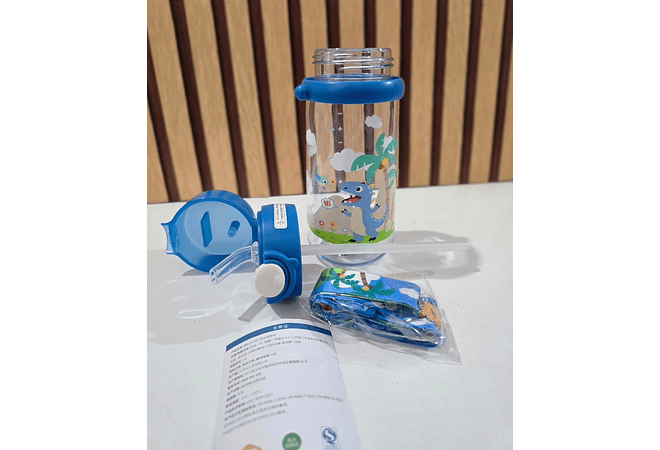 BOTECITO PARA AGUA DE 580ML ESTAMPADO ANIMALITOS  MOD# LF-2047🐼 🦫 🦄🦖