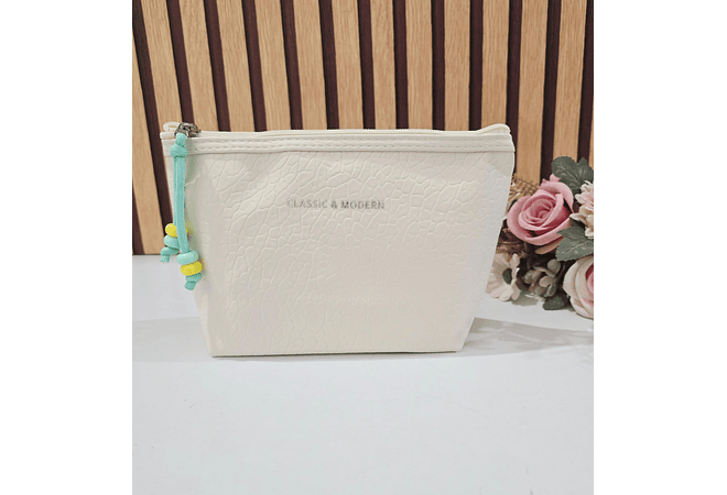 🥰COSMETIQUERAS GRANDES VARIOS MODELOS (AL AZAR) MOD# WL-1135, 38 Y 42