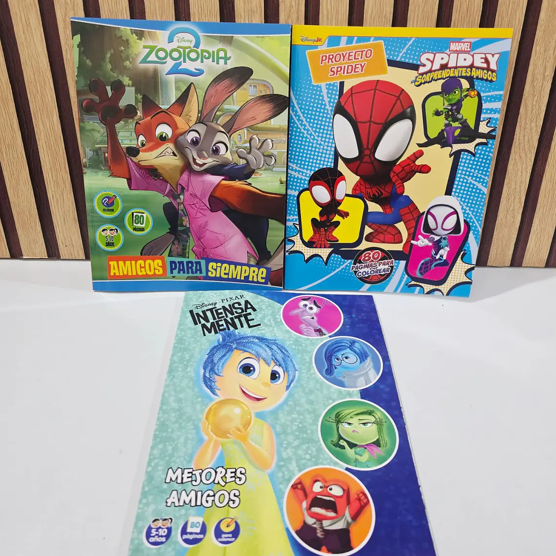 1 LIBRO PARA COLOREAR CON 80 PÁG DIFERENTES PERSONAJES 3