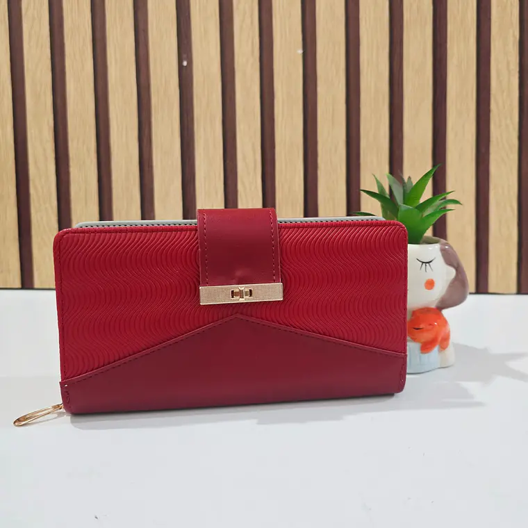 CARTERA PARA DAMA CON CIERRE Y BROCHE MOD# WGT5-117 6