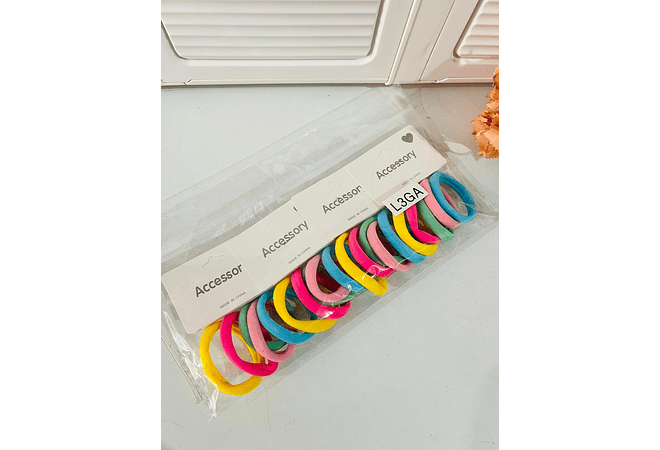 BOLSITA CON 4 SET DE DONITAS PARA EL CABELLO MOD# 3GA