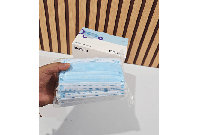 CAJITA CON 100 CUBREBOCAS INFANTIL AZUL MOD# MPE-100