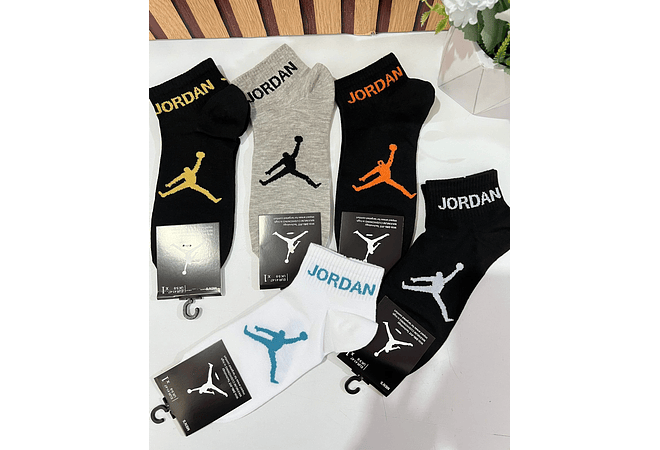 TIENES PARA CABALLERO IMITACIÓN JORDAN Y ADIDAS MOD# CL99 Y CL88