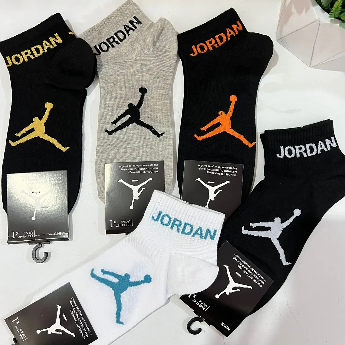 TINES PARA CABALLERO IMITACIÓN JORDAN, NIKE Y ADIDAS MOD# CL99 Y CL88  CALCETA 3