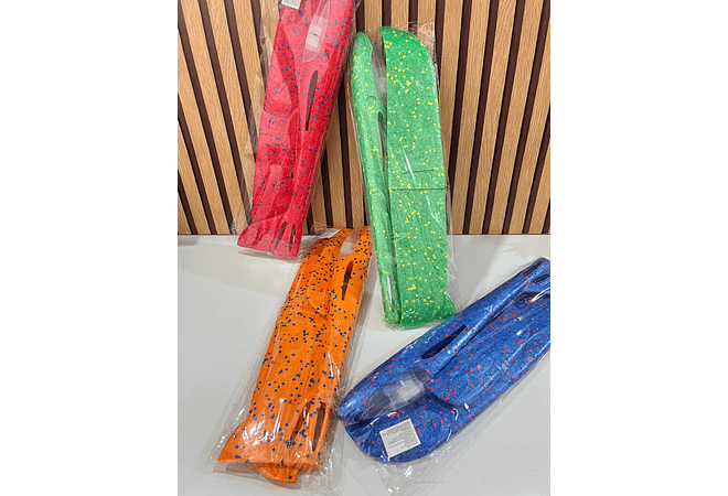 AVIÓN PLANEADOR DE UNICEL CON LUZ LED  MOD# ST-027B(AL AZAR)  🛩️