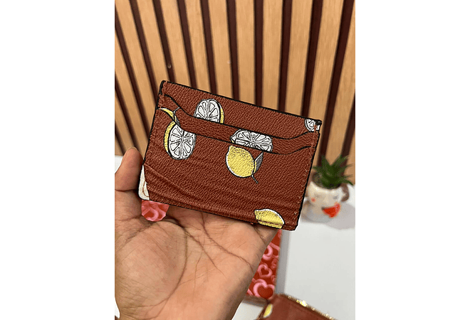 SET DE 3PZ/ ACCESORIOS CARTERA + TARJETERO + MUÑEQUERA MOD# 333 🍋🍓🍒