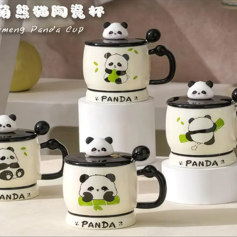 ☕🍴TAZA (400ML) DE CERÁMICA DISEÑO PANDITA CON CUCHARITA MOD# QY8334  🐼🎋 1