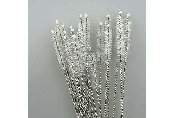 PAQ DE 3 CEPILLOS PARA LIMPAR DE MANERA INTERNA POPOTES O PAJITAS MOD# XZWK77874