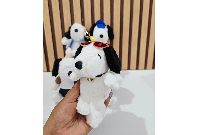LLAVERO SNOOPY DIFERENTES DISEÑOS MOD# HYMR-9317, 23, 19, 20 AL AZAR 