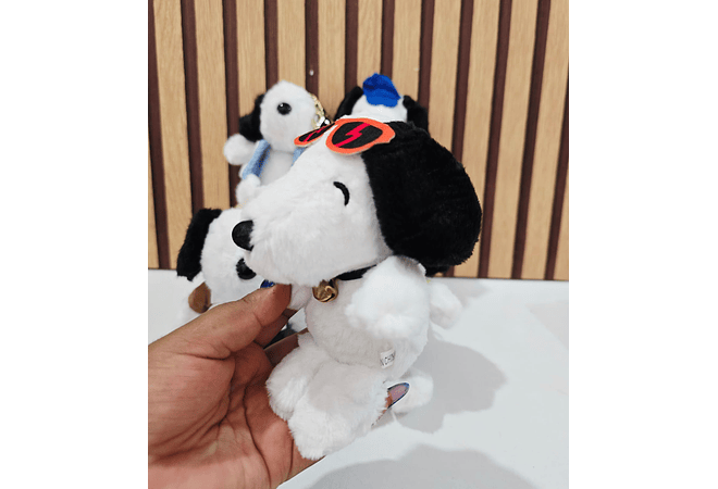 LLAVERO SNOOPY DIFERENTES DISEÑOS MOD# HYMR-9317, 23, 19, 20 AL AZAR 