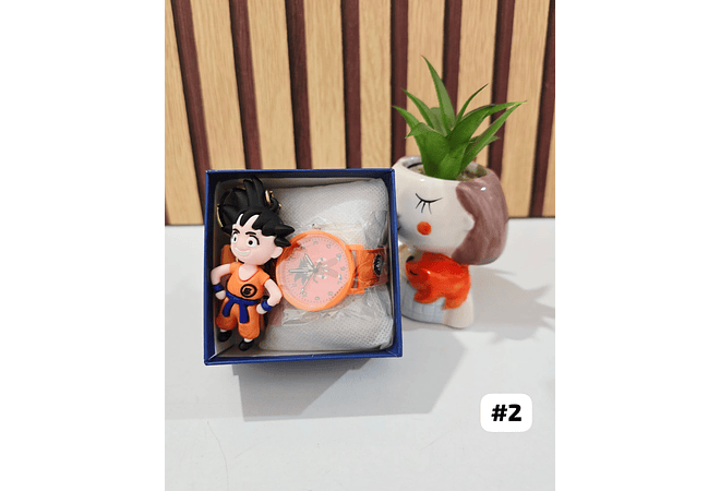 SET RELOJ CON LLAVERITO/PERSONAJES PARA NIÑO (con cajita)