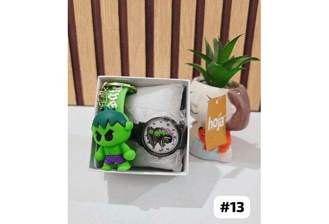 SET RELOJ CON LLAVERITO/PERSONAJES PARA NIÑO (con cajita)