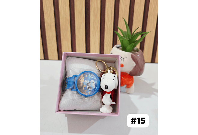 SET RELOJ CON LLAVERITO/PERSONAJES PARA NIÑO (con cajita)