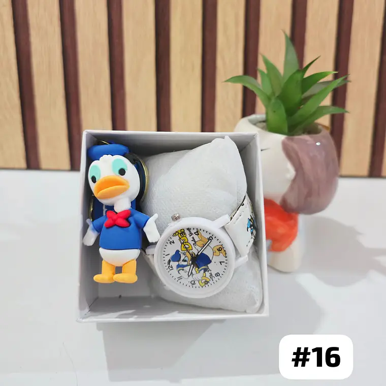 SET RELOJ CON LLAVERITO/PERSONAJES PARA NIÑO (con cajita) 16
