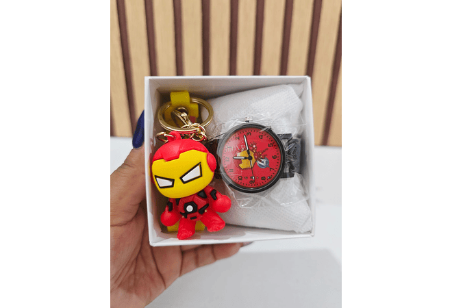 SET RELOJ CON LLAVERITO/PERSONAJES PARA NIÑO (con cajita)