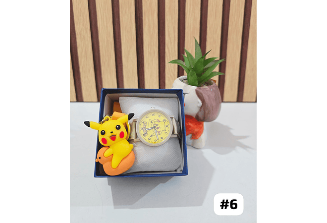 SET RELOJ CON LLAVERITO/PERSONAJES PARA NIÑO (con cajita)