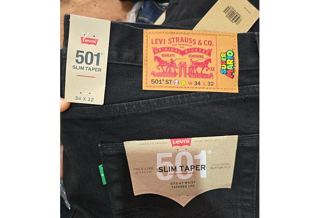 JEANS LEVI'S SLIM TAPER NEGRO PARA CABALLERO COLECCIÓN SUPER MARIO(34 X 32) MOD#501👦🏻 PANTALON👖