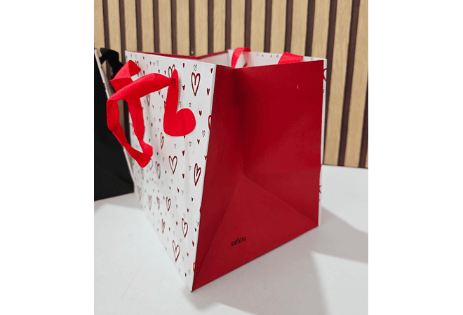 BOLSA PARA REGALO DISEÑO CORAZÓN  ❤️