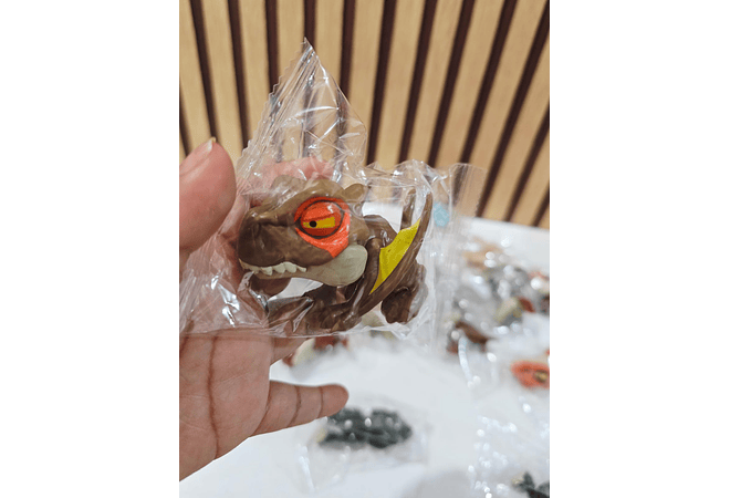 🦕JUGUETE DINOSAURIO (MORDELON) AL AZAR🦖