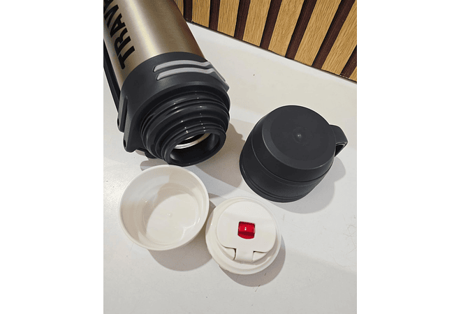 TERMO DE 1200ML CON TACITA MOD# JH-6143 (cajita negra)